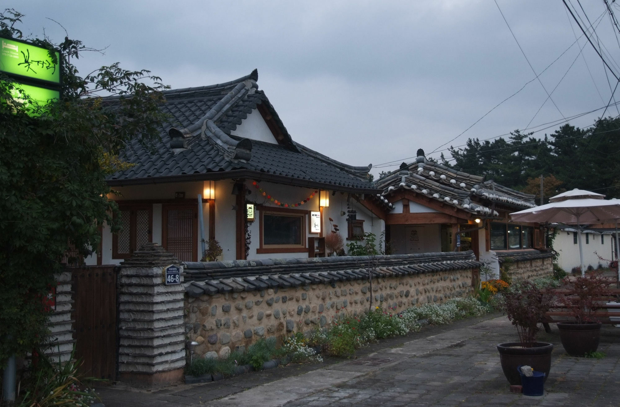 Floral Space Hanok Guesthouse Gyeongju Exterior foto