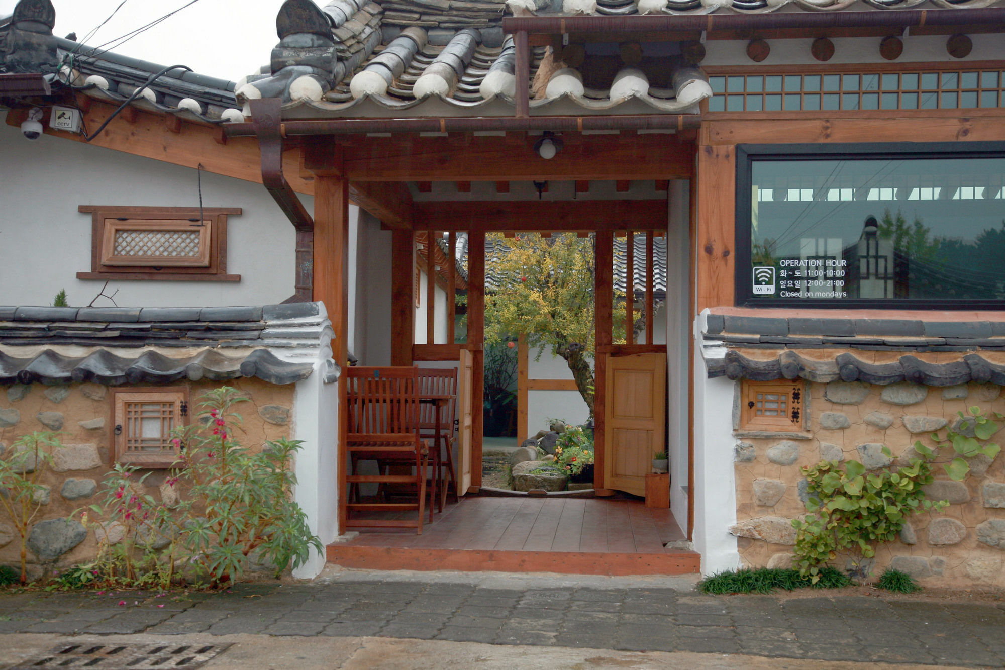 Floral Space Hanok Guesthouse Gyeongju Exterior foto
